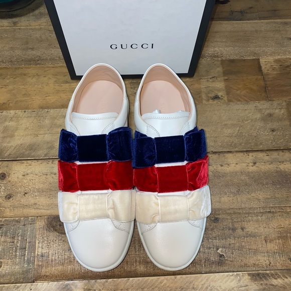 Gucci Ace Leather Velvet Bow Slip-On Sneakers - Picture 11 of 13